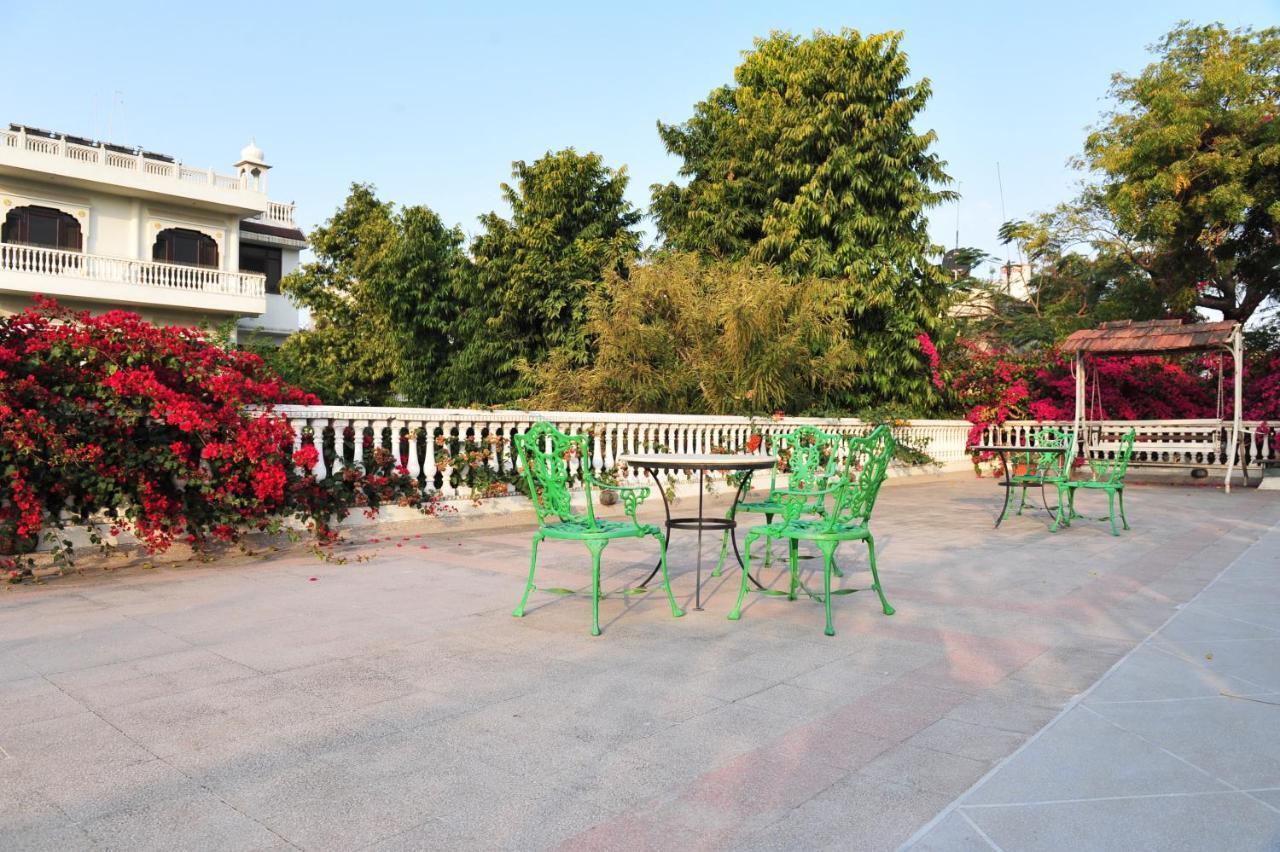 Hotel Meghniwas Jaipur Extérieur photo