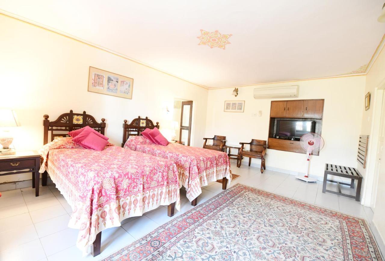Hotel Meghniwas Jaipur Extérieur photo