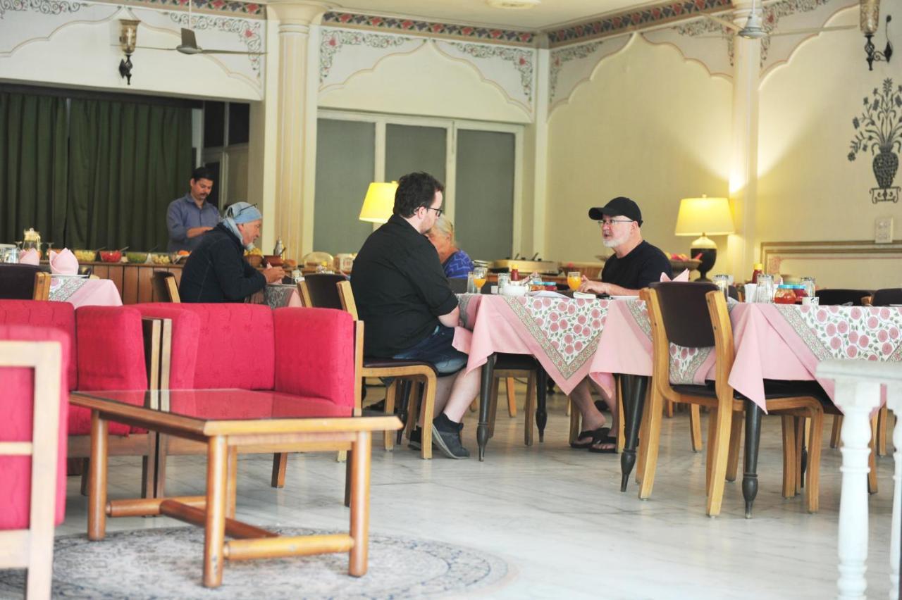 Hotel Meghniwas Jaipur Extérieur photo